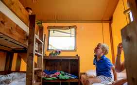 Das Kinderzimmer (Glamping-Zelt) - Foto: Bethel Fath